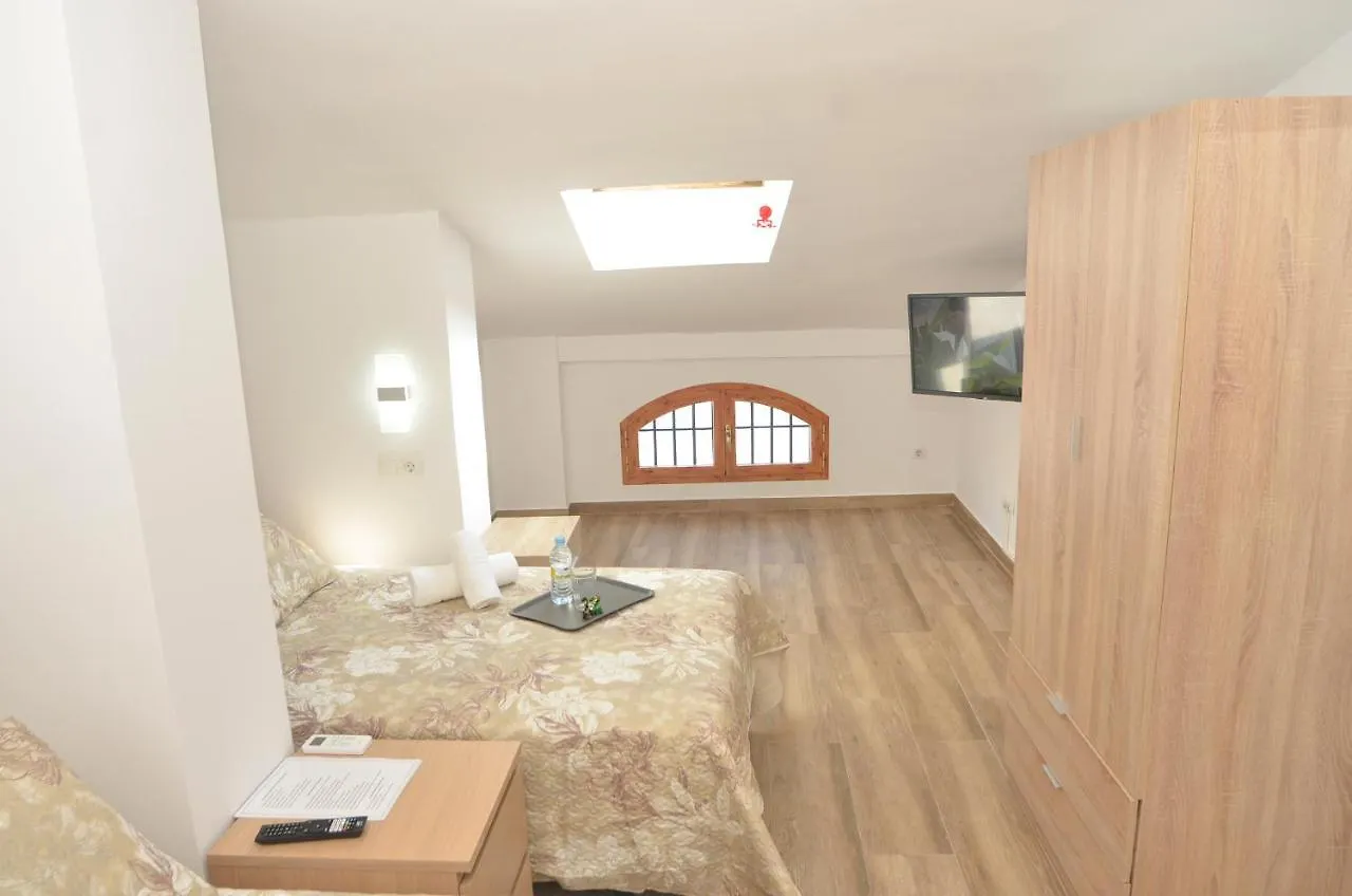 Guest house Alojamiento Del Sol Malaga